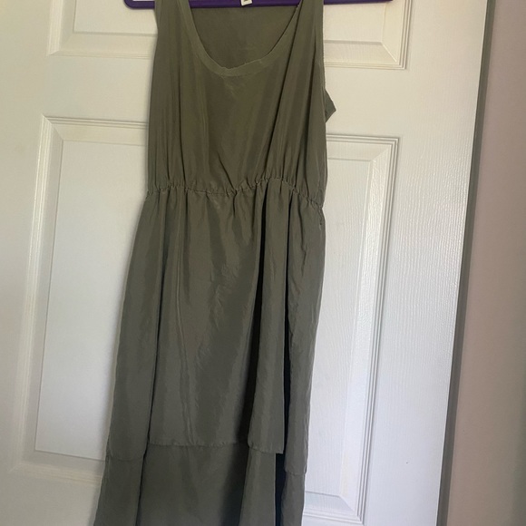 Silk dress - Picture 2 of 5